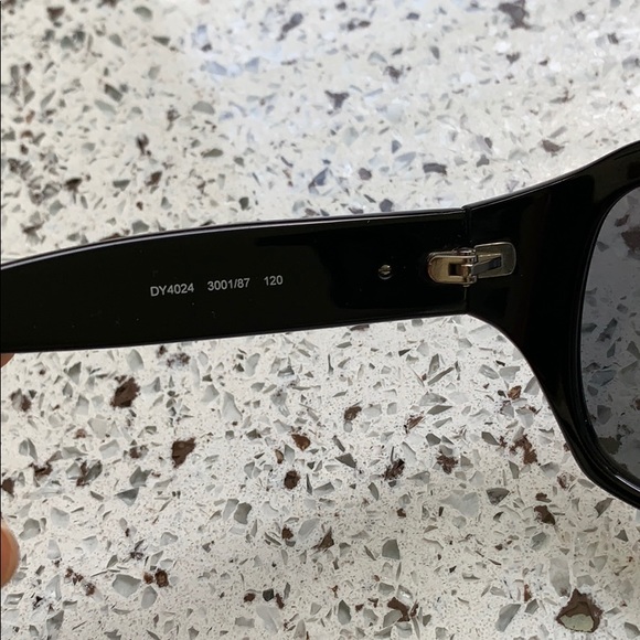 DKNY Sunglasses - Picture 5 of 5